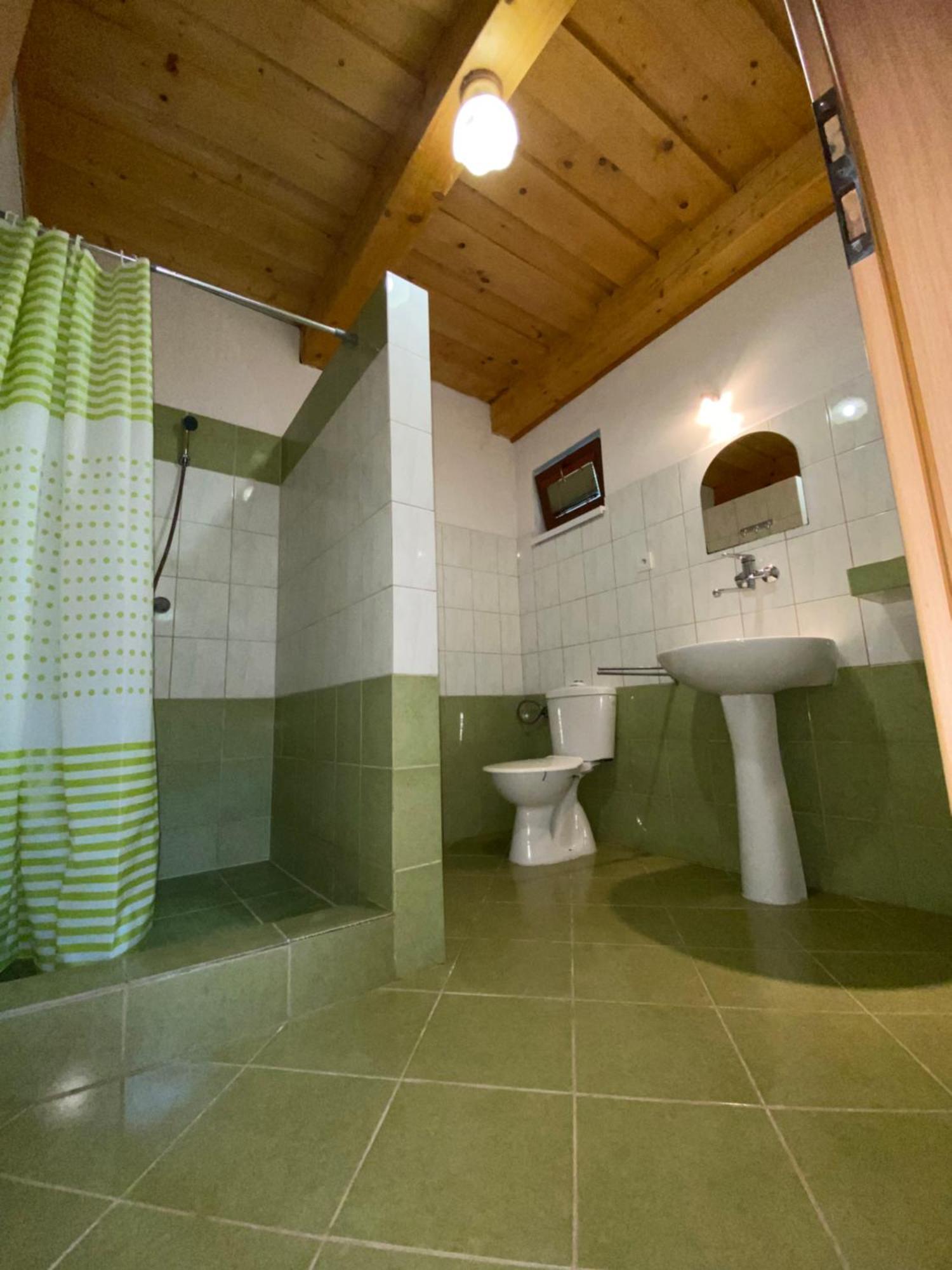 Apartmany Alma Vyhne Extérieur photo