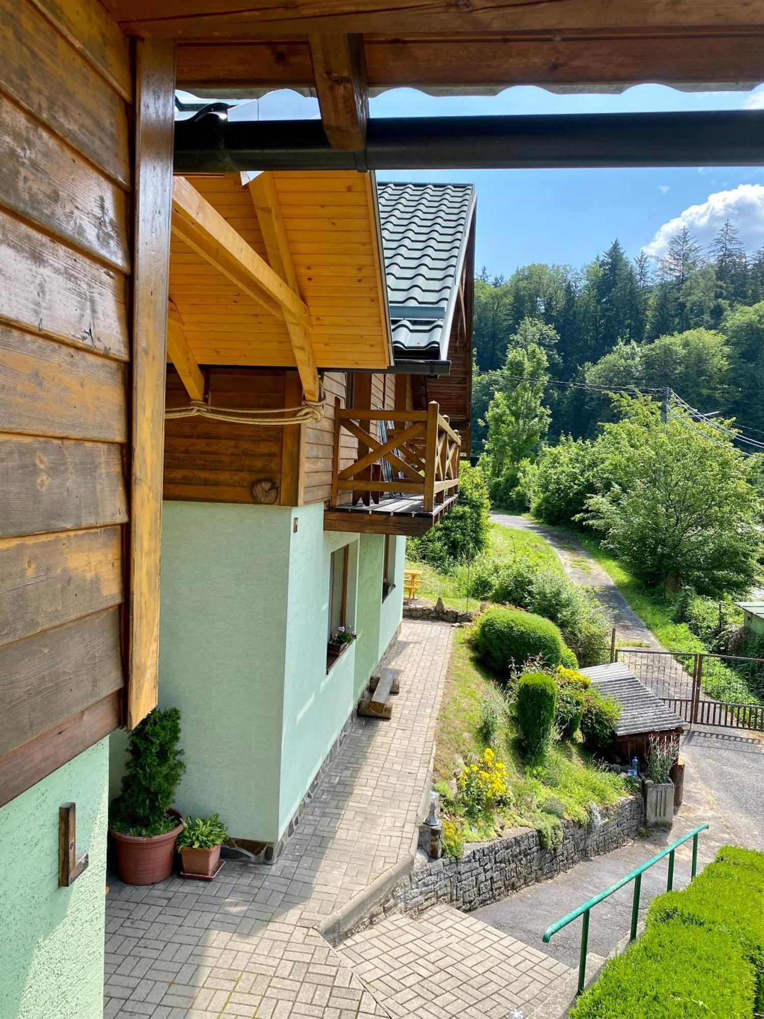 Apartmany Alma Vyhne Extérieur photo
